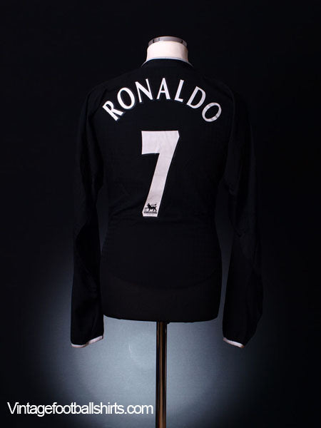 2003-05 Manchester United Away Shirt Ronaldo #7 L/S L Football Shirt