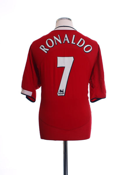 2004-06 Manchester United Home Shirt Ronaldo #7 L Football Shirt