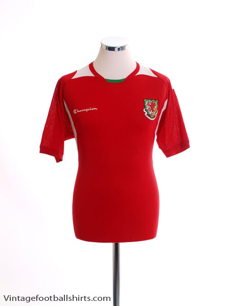 2008-10 Wales Home Shirt M Football Shirt