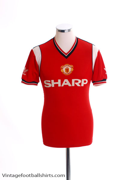 1984-86 Manchester United adidas Home Shorts XS
