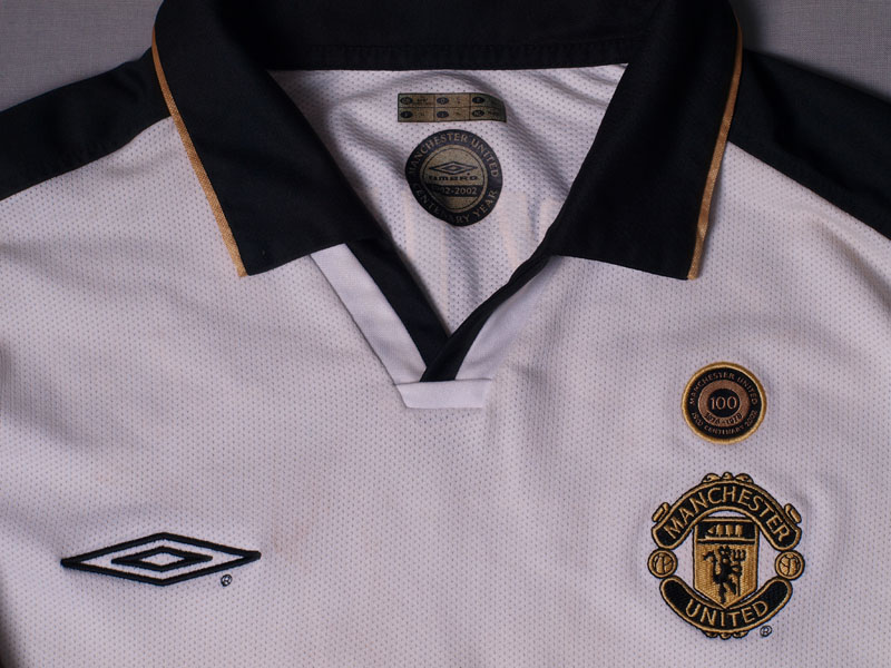 2001-02 Manchester United Match Worn Centenary L/S Away Shirt Beckham #7