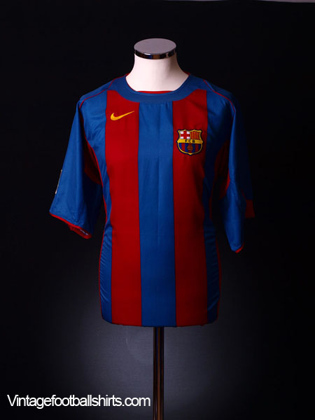 2004-05 Barcelona Home Shirt Ronaldinho #10 M.Boys