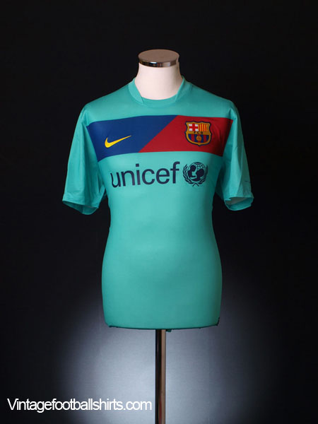 barcelona 2010 11 away kit