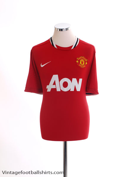 Nike, Shirts, Vintage Manchester United Jersey Chicharito 21 Vintage  Soccer Jersey Nike Aon