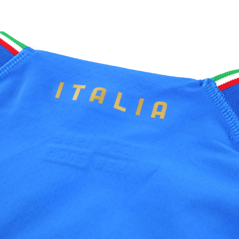  PUMA Italy Men's Authentic Home Jersey 22/23 : Sports & Outdoors