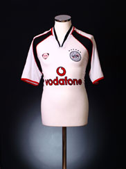 Egypt Third football shirt 2000 - 2002. Added on 2010-08-13, 15:27