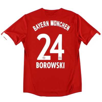 2009-10 Bayern Munich Home Shirt Borowski #24
